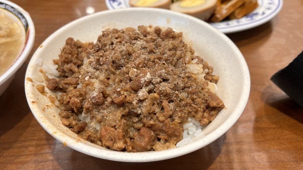 三元號魯肉飯-魯肉飯
